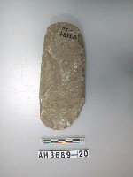 藏品(打製石斧)的圖片